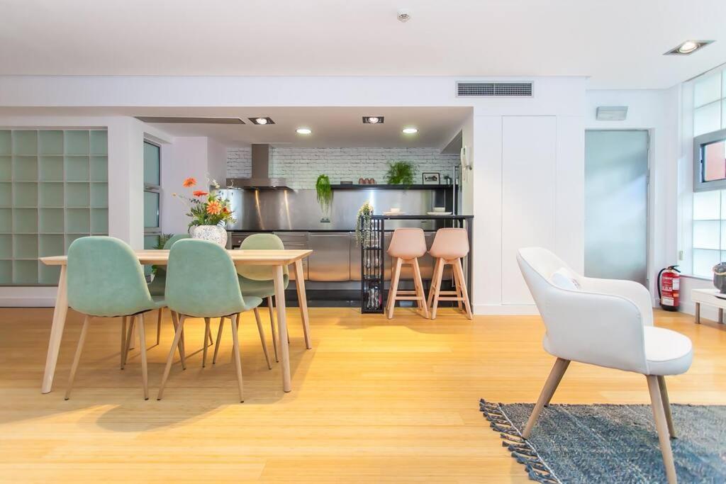 Atocha, Precioso Piscina Y Parking At Lavapies Apartment มาดริด ภายนอก รูปภาพ
