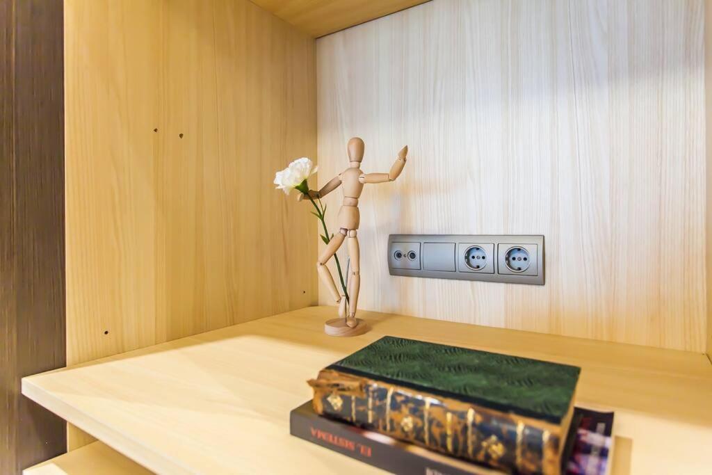 Atocha, Precioso Piscina Y Parking At Lavapies Apartment มาดริด ภายนอก รูปภาพ