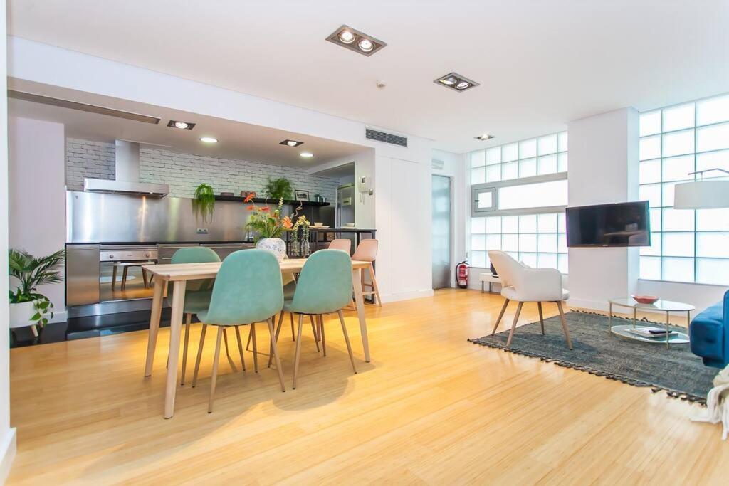 Atocha, Precioso Piscina Y Parking At Lavapies Apartment มาดริด ภายนอก รูปภาพ